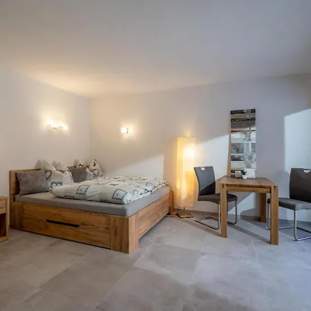 Alpenloewe Apartament *