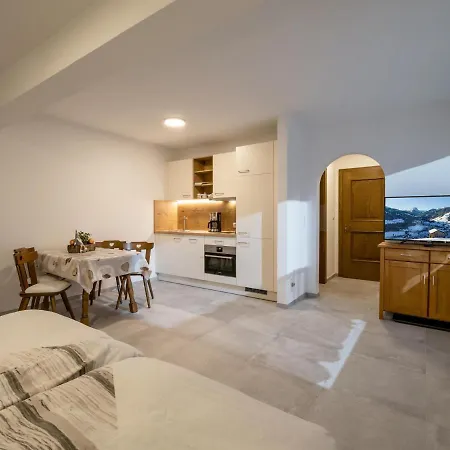 Apartament Alpenloewe *